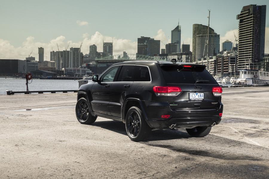  Jeep Grand Cherokee Blackhawk 2015 года  (фото 4 из 26)